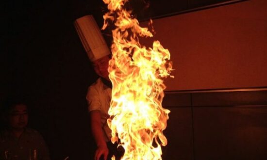 fire-420684_1280-768x1024-600x600-1